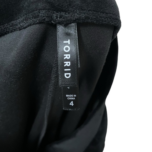 Torrid Full Length Signature Waist Ruched Velour Side Legging - Picture 8 of 9